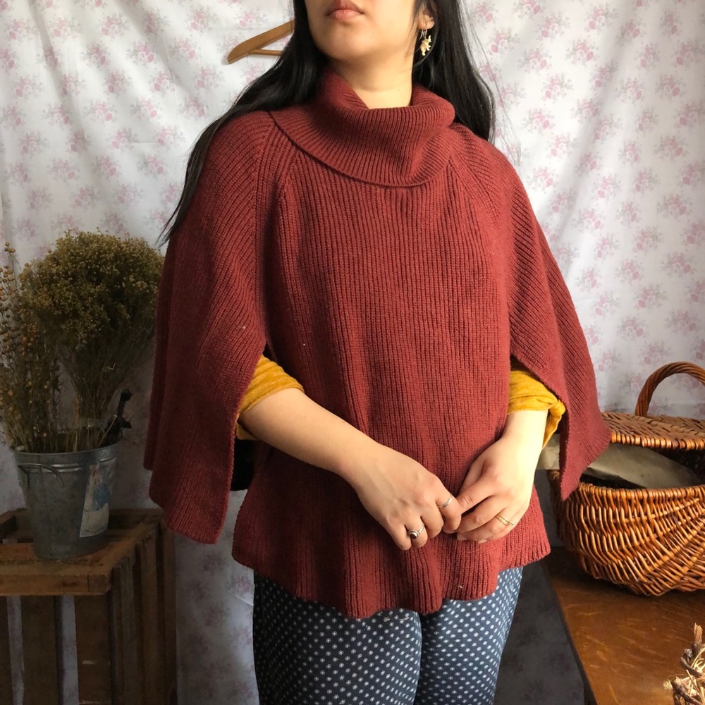 Maroon Brown Knit Cowl Cape